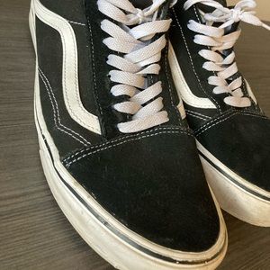 Vans old skool size 11 comfy sole used